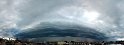 暗雲